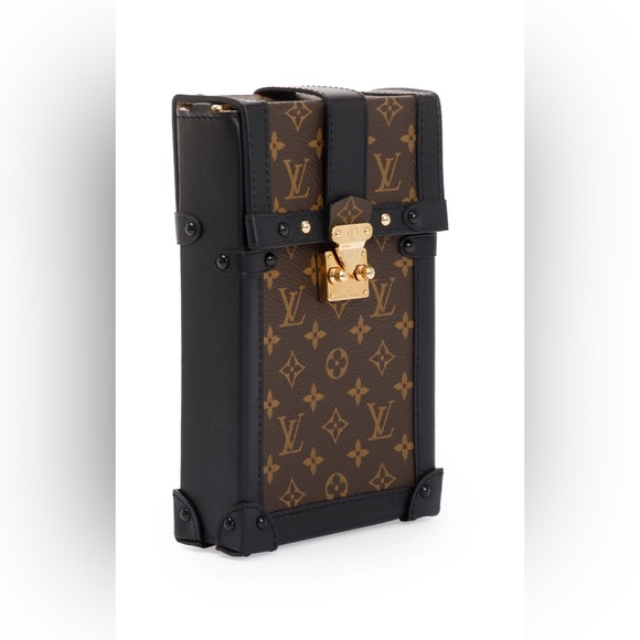 Louis Vuitton Monogram Pochette Trunk Verticale with Strap - Picture 7 of 11